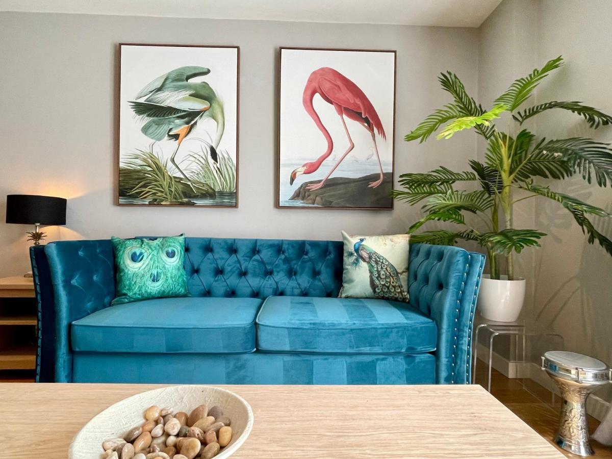 Stunning 2-Bed Town Centre Apartment - Hosted By Hutch Lifestyle Leamington Spa Buitenkant foto