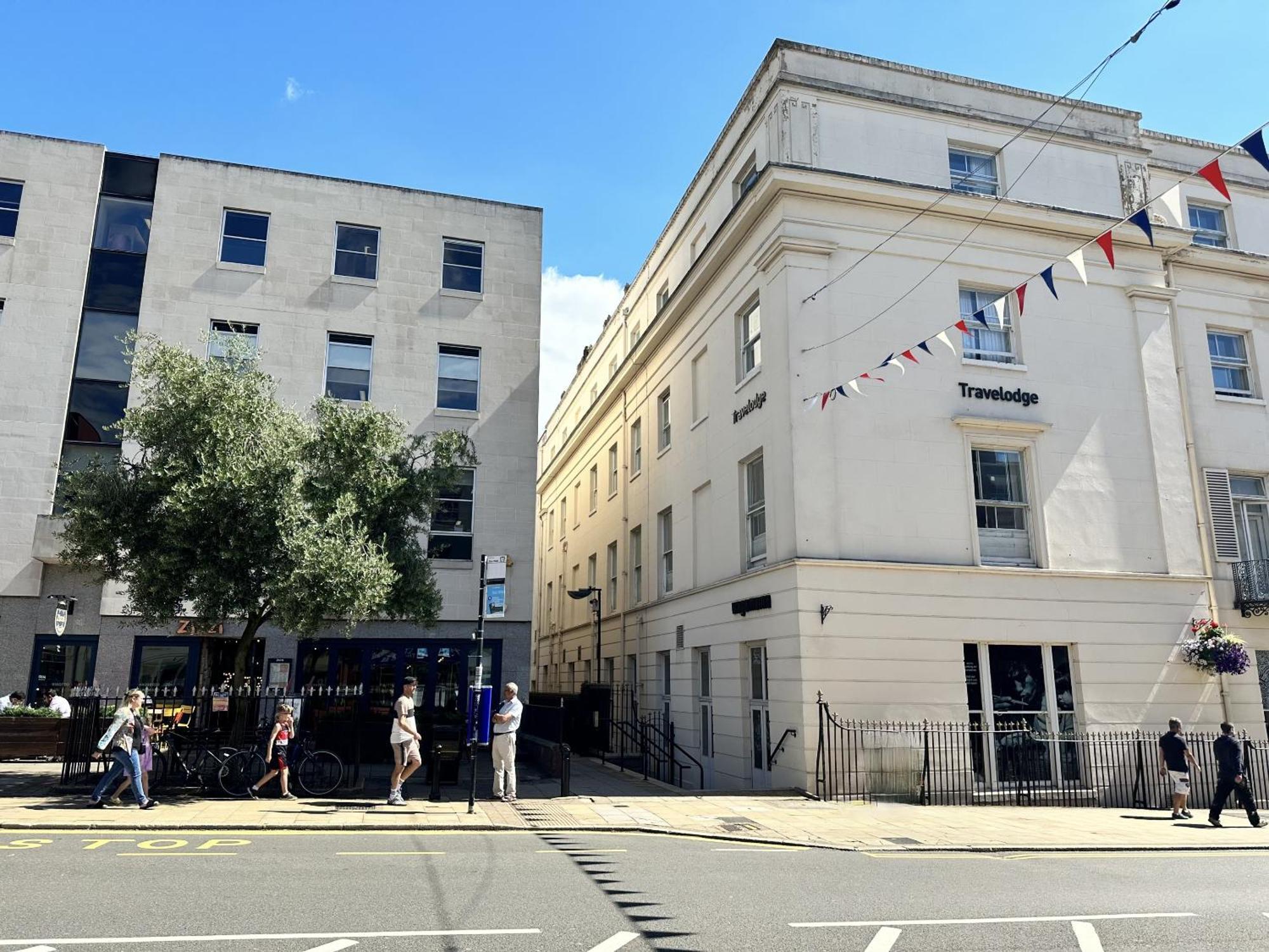 Stunning 2-Bed Town Centre Apartment - Hosted By Hutch Lifestyle Leamington Spa Buitenkant foto
