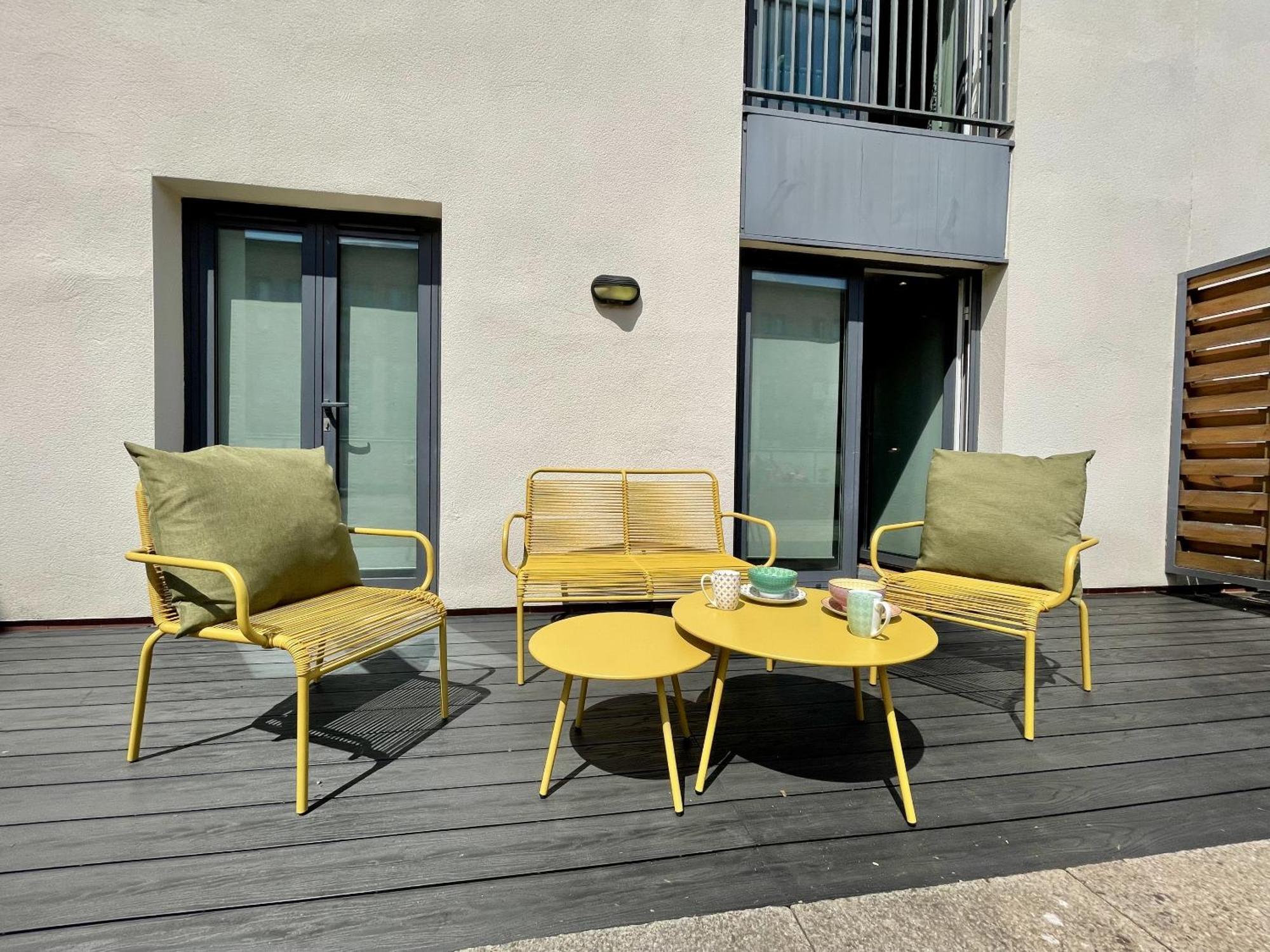 Stunning 2-Bed Town Centre Apartment - Hosted By Hutch Lifestyle Leamington Spa Buitenkant foto