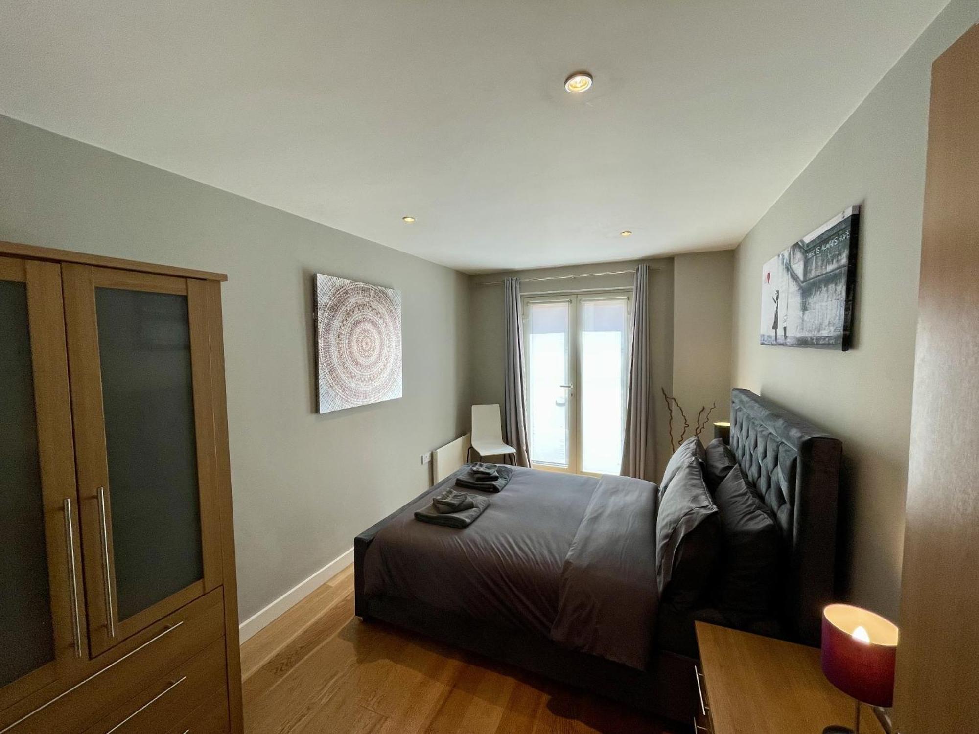 Stunning 2-Bed Town Centre Apartment - Hosted By Hutch Lifestyle Leamington Spa Buitenkant foto