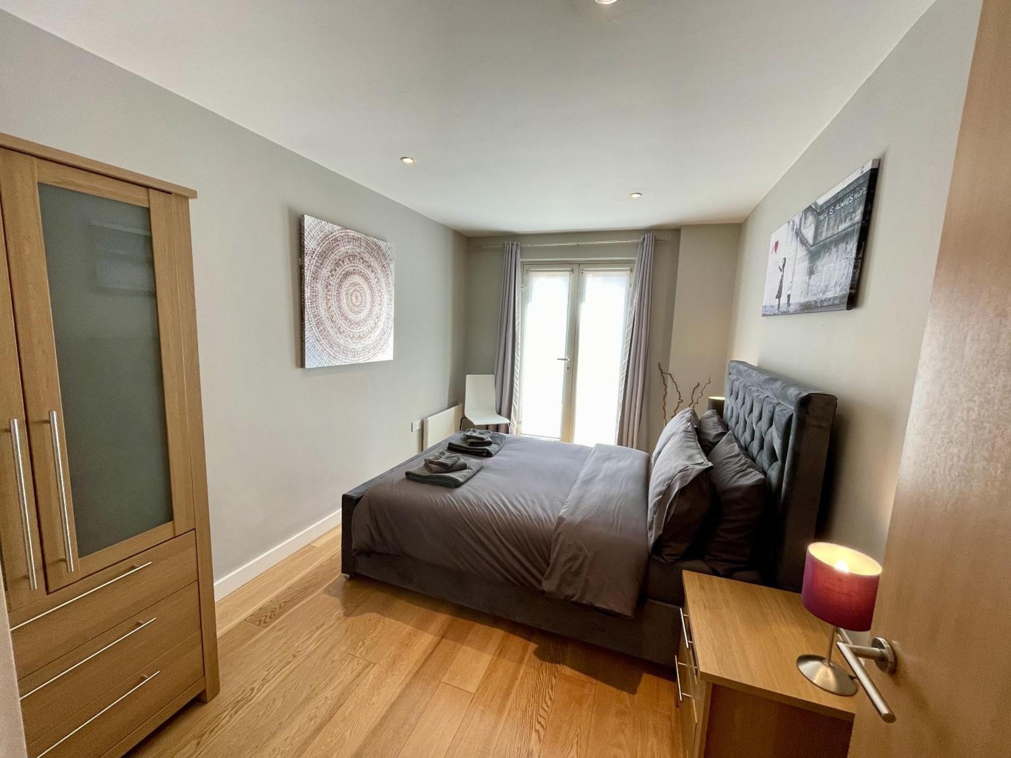 Stunning 2-Bed Town Centre Apartment - Hosted By Hutch Lifestyle Leamington Spa Buitenkant foto