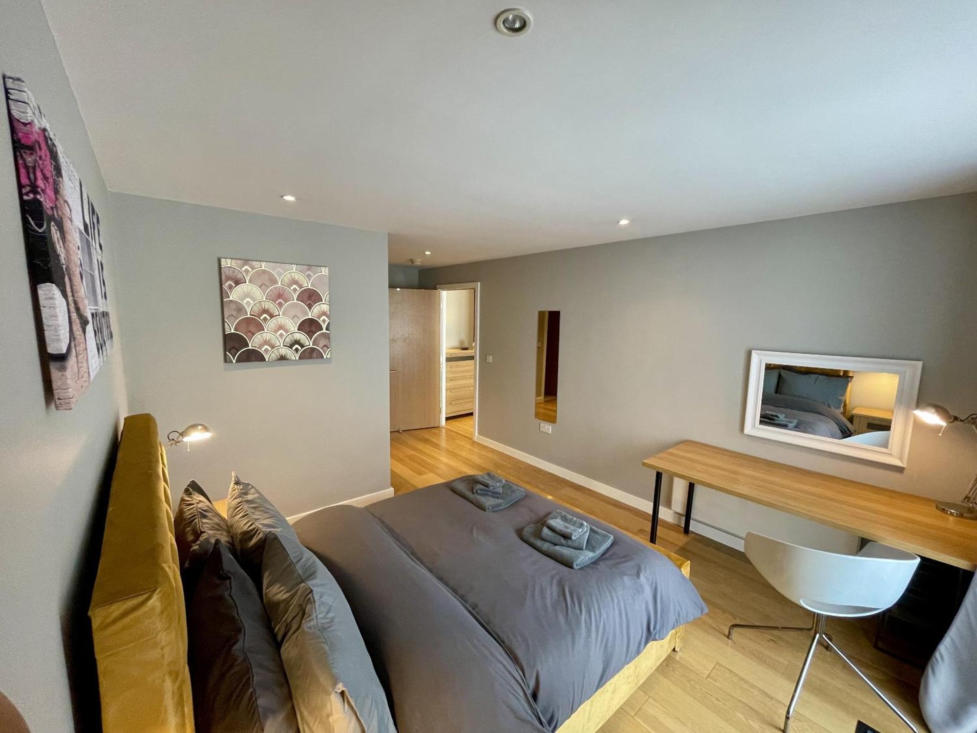 Stunning 2-Bed Town Centre Apartment - Hosted By Hutch Lifestyle Leamington Spa Buitenkant foto