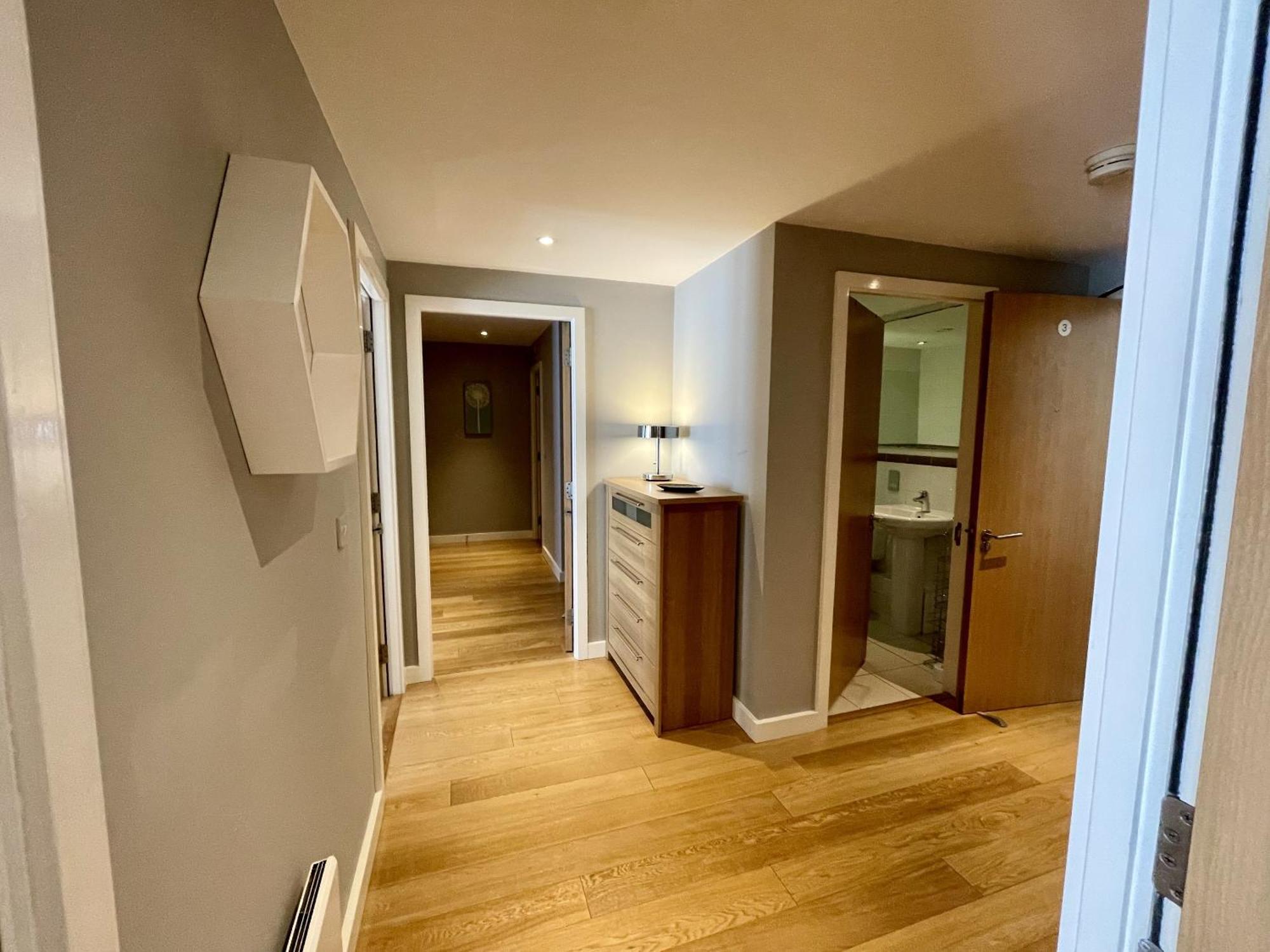 Stunning 2-Bed Town Centre Apartment - Hosted By Hutch Lifestyle Leamington Spa Buitenkant foto